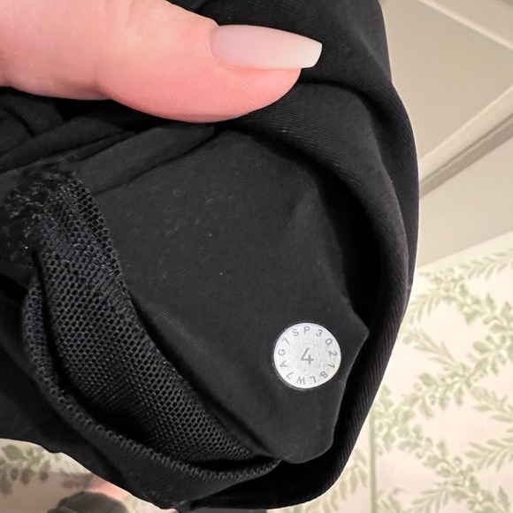 LuluLemon black shorts size 4 - Picture 2 of 2